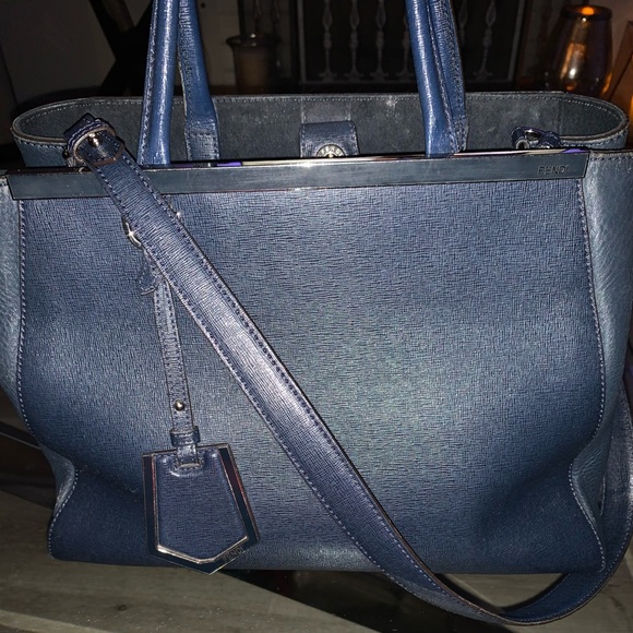 Fendi navy blue 2jours - Picture 2 of 6